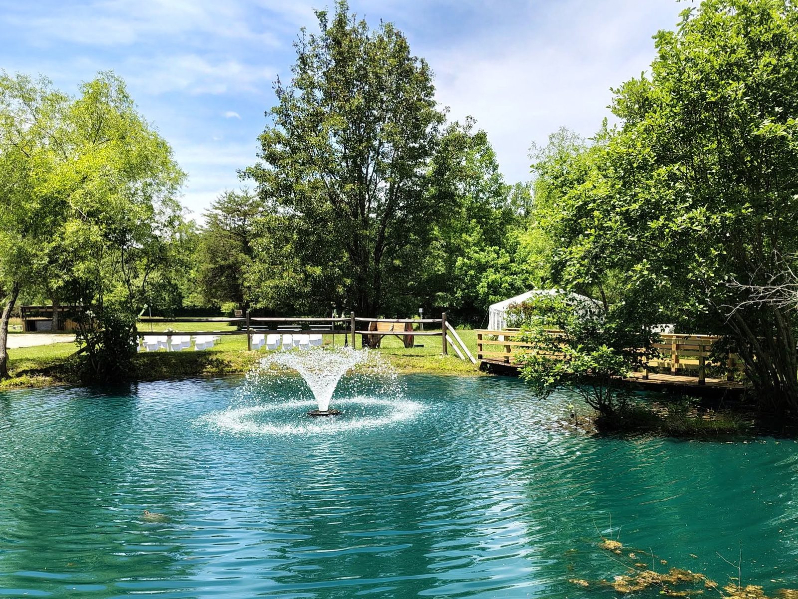 Pond with fountain at Riverside Farm Venue